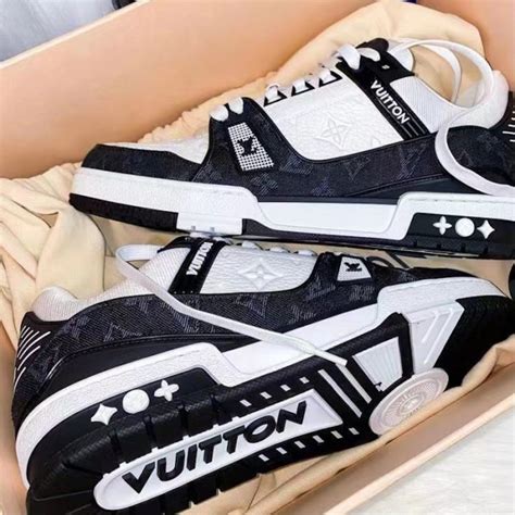 scarpe louis vuitton femminili|louis vuitton sneakers.